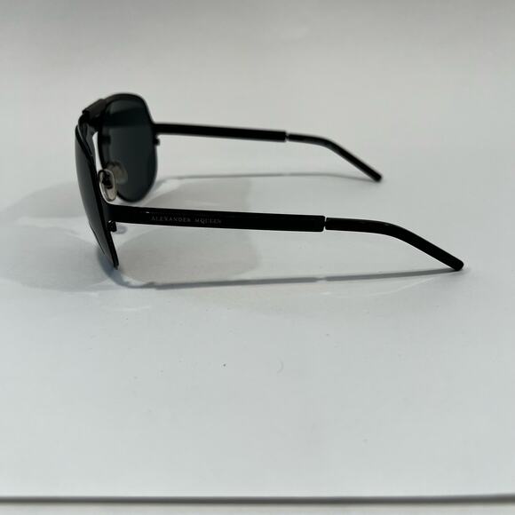 NWOT Alexander McQueen Black Oversized Aviator Sunglasses - Picture 6 of 12
